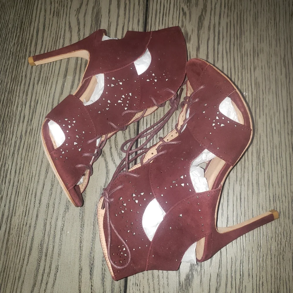 NWT Joie Raquel Bordeaux Burgundy suede lace up bootie